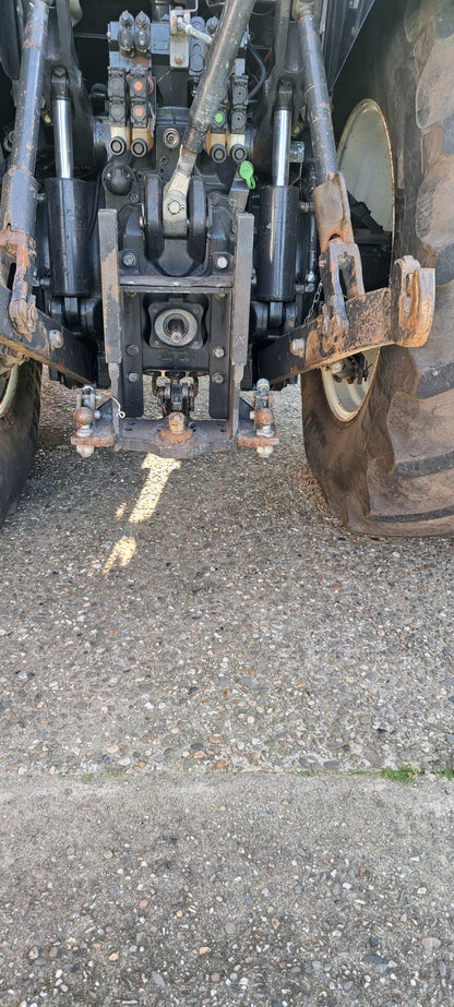 New Holland T7050